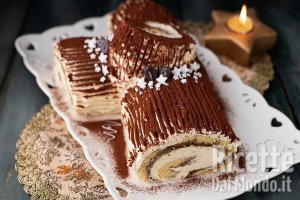 Ricetta Tronchetto di Natale al tiramisù. Il rotolo al caffè semplice e goloso!