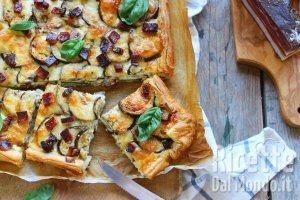Ricetta Torta salata di melanzane e speck. La ricetta veloce, con melanzane crude!