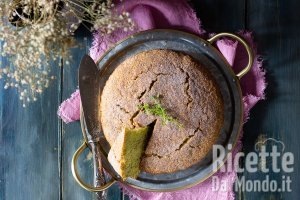 Torta di zucchine sofficissima! Il dolce con zucchine crude e nocciole!