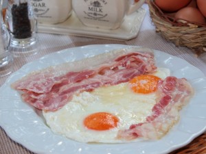 Ricetta Uova al Bacon