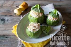 Ricetta Zucchine ripiene di salmone e ricotta. La ricetta perfetta!