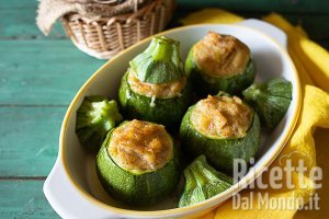 Ricetta Zucchine tonde ripiene di tonno e patate. Ricetta facile e senza carne!