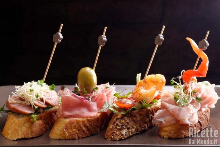 Tapas spagnole: pinchos