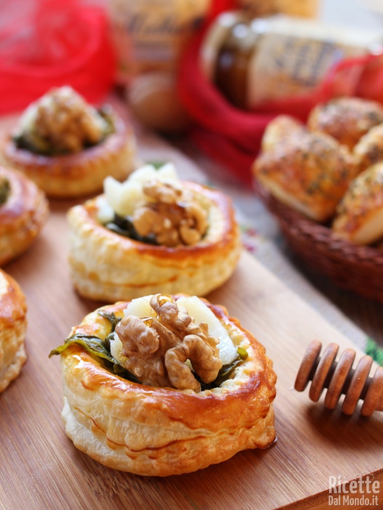 Vol au vent baccalà, friarielli, noci e miele