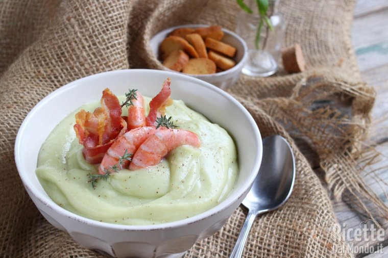 Vellutata di piselli veloce: la ricetta per un piatto sano e nutriente!