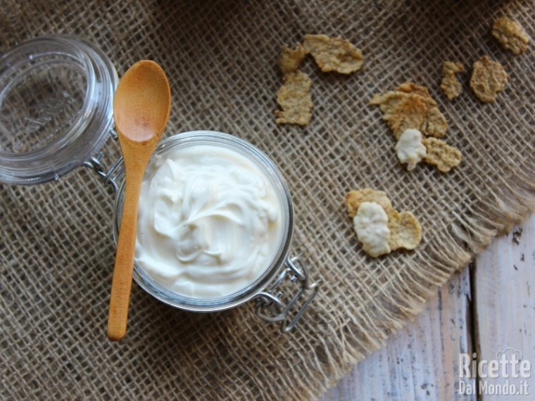 Ricetta yogurt greco fatto in casa