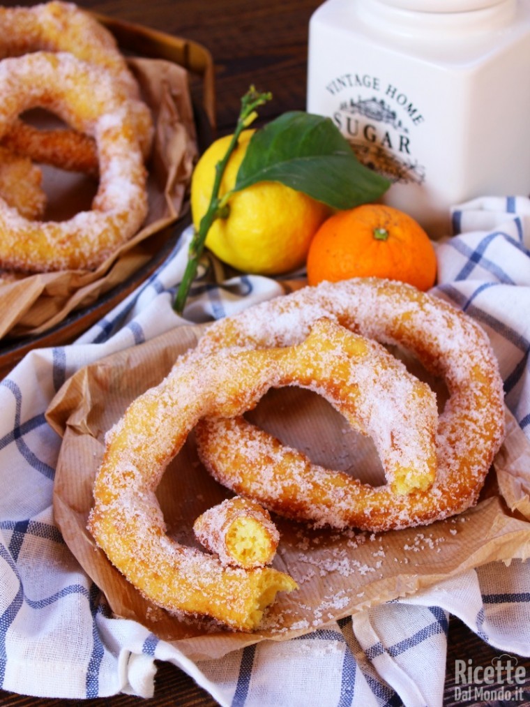 Zeppole sarde di san Giuseppe