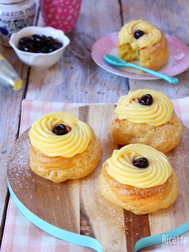 Ciambelle alla crema di san Giuseppe