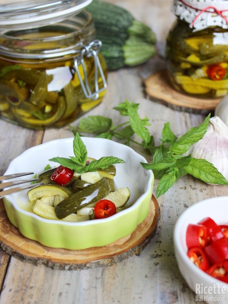 Come fare le zucchine sott'olio