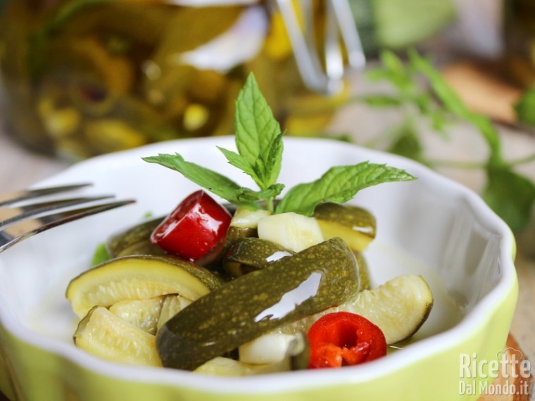 Ricetta zucchine sott'olio