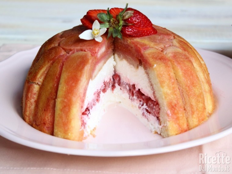 Ricetta zuccotto alle fragole