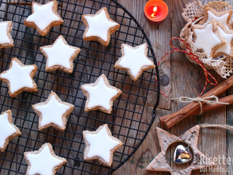 Biscotti Di Natale Zimtsterne.Zimtsterne I Biscotti Alla Cannella Tedeschi Marianna Pascarella