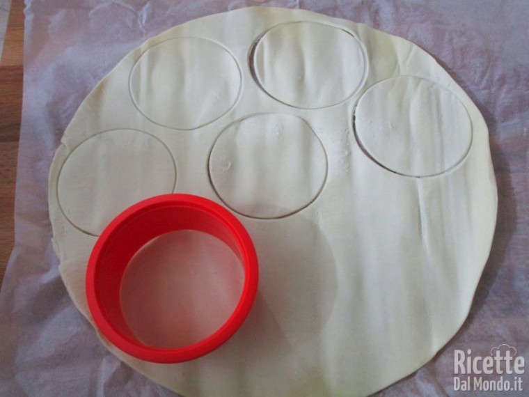 Piovre di pasta sfoglia 2